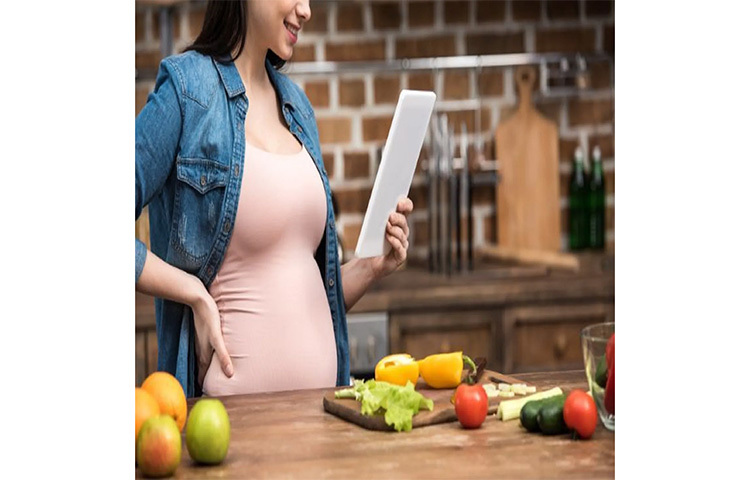 যেসব ফল সাধারণ সময় স্বাস্থ্যকর, তা-ই গর্ভাবস্থায় স্বাস্থ্যকর নাও হতে পারে। বরং, হিতে বিপরীত হওয়ার মতোও বেশ কিছু খাবার রয়েছে। ছবি: সংগৃহীত