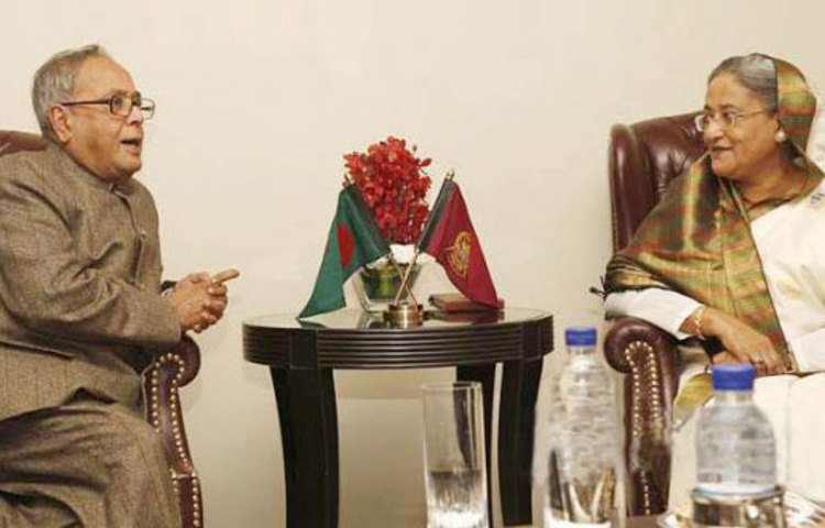 কংগ্রেসের শাসনামলে ২০১২ থেকে ২০১৭ পর্যন্ত রাষ্ট্রপতির দায়িত্ব পালন করেন তিনি। ২০১৭ সালে ভারতের রাষ্ট্রপতির পদ থেকে বিদায় নেন।