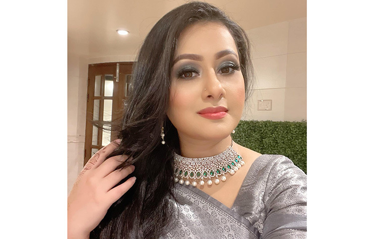 খোলাচুলে সেলফিতে পূর্ণিমা। ছবি: ফেসবুক