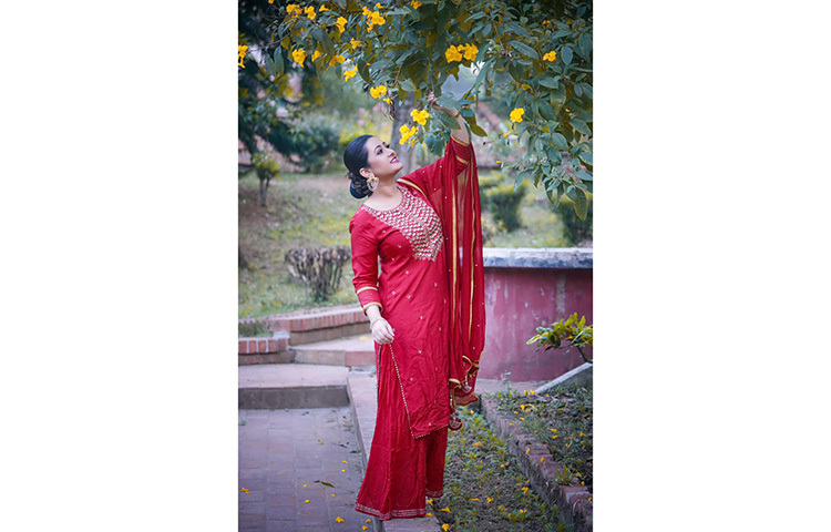 অনুপম সেন নামে একজন পূর্ণিমাকে ঈদের শুভেচ্ছা জানিয়ে লিখেছেন, ‘ ঈদ মোবারক ক্রাশ’। ছবি: সংগৃহীত