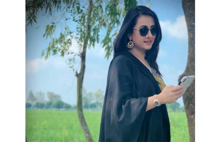 ২০১৪ সালের ১৩ এপ্রিল পূর্ণিমা প্রথম কন্যাসন্তানের মা হন।