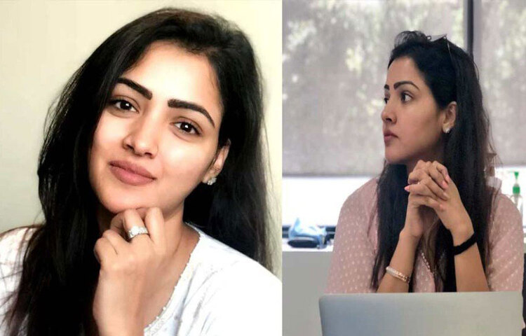 বেশির ভাগ ক্রিকেট তারকাদের স্ত্রীরা বিয়ের পরে চাকরি ছেড়ে দেন। প্রিয়াঙ্কা কিন্তু একটা সময় পর্যন্ত দীর্ঘদিন চাকরি করে গিয়েছেন। শোনা যায়, সম্প্রতি তিনি চাকরি ছেড়ে দিয়েছেন। ফলে সুরেশ মাঠে খেললেই গ্যালারিতে প্রিয়াঙ্কা— এই ছবি সচরাচর ধরা পড়েনি। স্ত্রীর ক্যারিয়ারে বাধা হয়ে দাঁড়াননি রায়নাও।