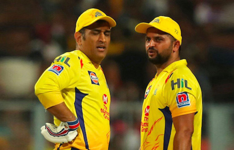 পরে আবার অন্য একটি কারণ সামনে আসে। শোনা যায়, দুবাইয়ের হোটেলে তার জন্য বরাদ্দ ঘর পছন্দ হয়নি রায়নার। সেই ঘরে কোনও ব্যালকনি ছিল না। ব্যালকনি না থাকায় রায়নার নাকি অসুবিধা হচ্ছিল। সিএসকে অধিনায়ক মহেন্দ্র সিংহ ধোনিকে যেমন ঘর দেওয়া হয়েছিল, ঠিক তেমনই ঘর নাকি চেয়েছিলেন রায়না। আর এই ঘটনার জেরেই নাকি আইপিএল না খেলার সিদ্ধান্তে পৌঁছন রায়না।