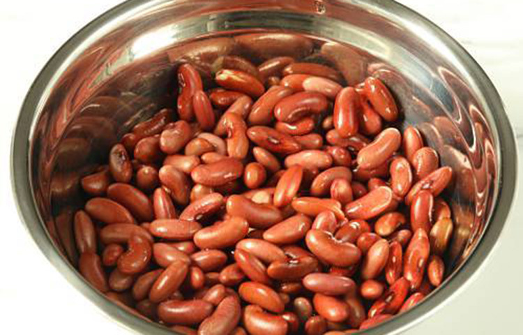 রাজমা খেলে পেটের উপকারী ব্যাক্টিরিয়ার সংখ্যা বৃদ্ধি পায়। উপকারী জীবাণু ও ফাইবারের যৌথ ক্রিয়ায় মল সুগঠিত হয়। ছবি: সংগৃহীত