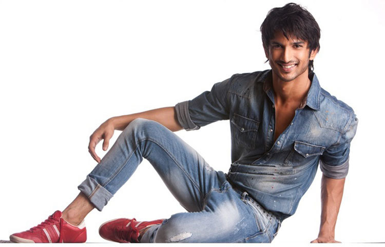 ভারতীয় ক্রিকেটের সফল অধিনায়ক মহেন্দ্র সিং ধোনির বায়োপিক 'এম.এস. ধোনি : দ্য আনটোল্ড স্টোরি'- তে নাম ভূমিকায় অভিনয় করে তুমুল প্রশংসা পান। এই ছবির জন্য  সেরা অভিনেতার হিসেবে জাতীয় চলচ্চিত্র পুরস্কারে মনোনয়ন পান।