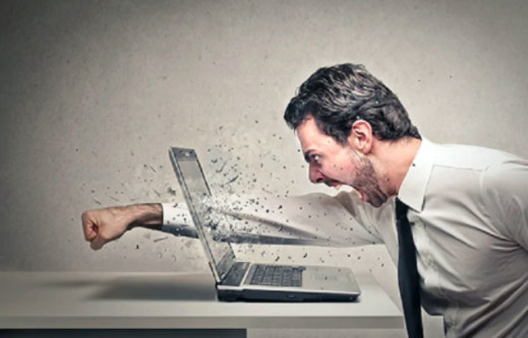 বৃশ্চিক রাশি: বৃশ্চিক রাশির রাগ সহজে যেতে চায় না। রেগে গেলে বৃশ্চিক রাশির মানুষ খুন পর্যন্ত করতে পারে।