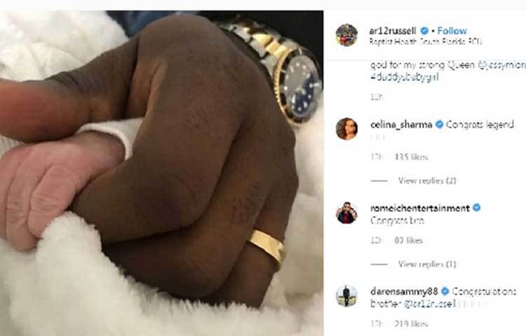 ইনস্টাগ্রামে মেয়ের প্রথম ছবি পোস্ট করেছেন কেকেআরের ক্যারিবিয়ান তারকা।