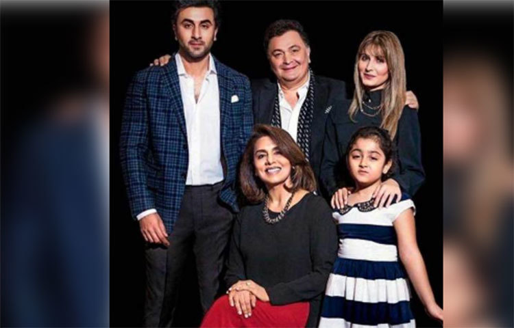 ১৯৮০ সালের ২২ জানুয়ারি বিয়ে করেন নিতু সিংকে। জন্ম হয় দুই ছেলে মেযে ঋদ্ধিমা আর রণবীর কাপুরের ।