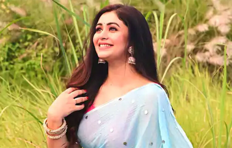 কোনো উৎসবই স্কুলের ছোটদের ছাড়া কাটে না ঋতাভরীর। অভিনেত্রী বলছেন, ‘চতুর্থীর দিনটা আমার স্কুলের ছোটদের সঙ্গে কাটাব।’ ছবি: সংগৃহীত
