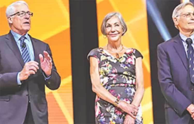 ভ্যান ডেম, ডে স্পোয়েলবার্চ ও ডে মেভিয়াস পরিবার: বুলগেরিয়ার এই পরিবার ৫০০ বছর ধরে পানীয় তৈরি করে আসছে। এই তিন পরিবারের সম্মিলিত সম্পদের পরিমাণ ৫৩ বিলিয়ন ডলার।