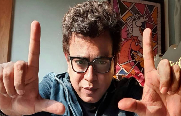 ভারতের হাওড়ার জগাছায় একটি জমি আছে রুদ্রনীলের। ২০১৯ সালে ৩৬০ বর্গফুটের ওই জমি তিনি কিনেছিলেন ৬ লাখ ৩৬ হাজার রুপি দিয়ে। জমিটির বর্তমান বাজারদর প্রায় ৭ লাখ ৩১ হাজার ৪০০ রুপি। ছবি: সংগৃহীত