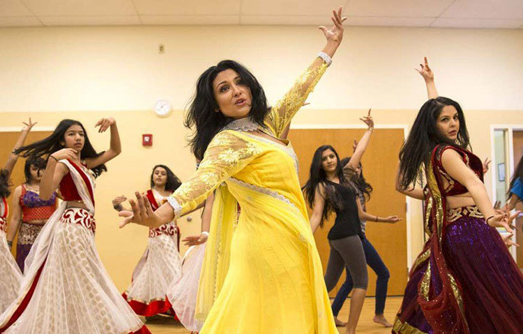 তারপরে চাঁদনির পরিচয় হয় যায় ‘ব্যর্থ নায়িকা’ হিসেবে। তিনি বিদায় নেন ইন্ডাল্ট্রি থেকে। এখন তিনি বিদেশে থাকেন। সেখানে তিনি নৃত্য প্রশিক্ষক।