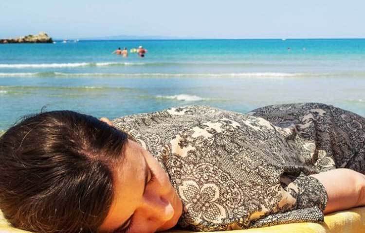 সঠিক পরিমাণে ঘুম না হলে যে সমস্যাগুলো হতে পারে তা হলো, যে কোনো কাজে মনোযোগের অভাব দেখা যায়। হার্টের সমস্যা বেড়ে যায়, বিষন্নতার মতো সমস্যা, স্ট্রোক পর্যন্ত হতে পারে। এমনকি শরীরে ক্যালোরির পরিমাণও কমে যায়।