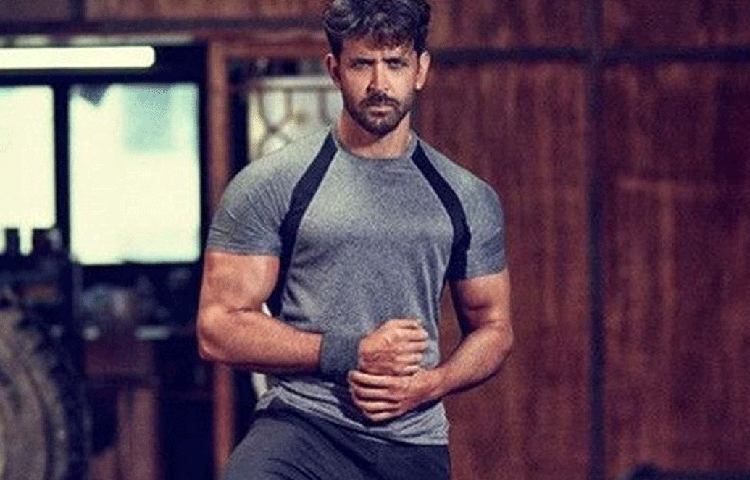 চলতি বছরের অগস্ট মাসে একটি মার্কিন সংস্থার অনলাইন সমীক্ষায় হৃতিক বিশ্বের ‘মোস্ট হ্যান্ডসম ম্যান’ হিসাবে তালিকায় শীর্ষ স্থান অধিকার করেছিলেন।