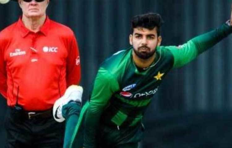 দুবাইয়ের এক মডেলের নগ্ন ছবি ফাঁস করার হুমকি দিচ্ছেন পাক ক্রিকেটার শাদাব খান।