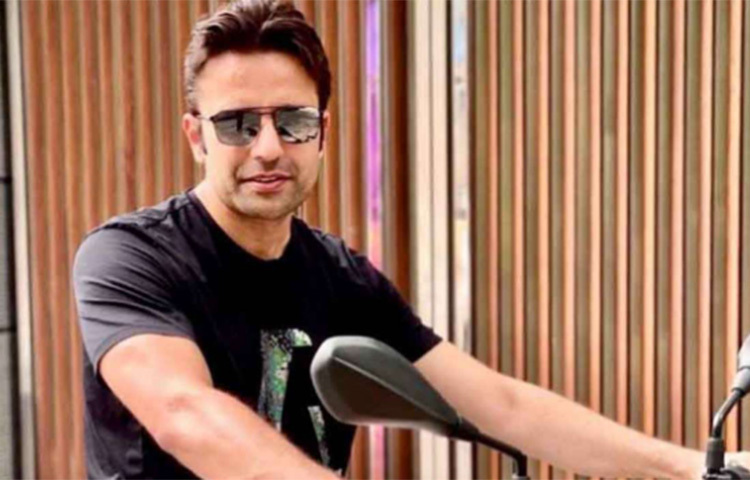 ইমেজবাজার ডট কমের প্রতিষ্ঠাতা। সন্দীপ হলেন ইমেজবাজার ডট কমের প্রতিষ্ঠাতা এবং প্রধান নির্বাহী কর্মকর্তা। যেটি কিনা স্টিল ছবি সংগ্রহের ক্ষেত্রে সবথেকে বড় ভারতীয় ওয়েবসাইট। যেখানে প্রায় ১ লাখেরও বেশি ভারতীয় মডেলের ছবি রয়েছে। ছবি: সংগৃহীত