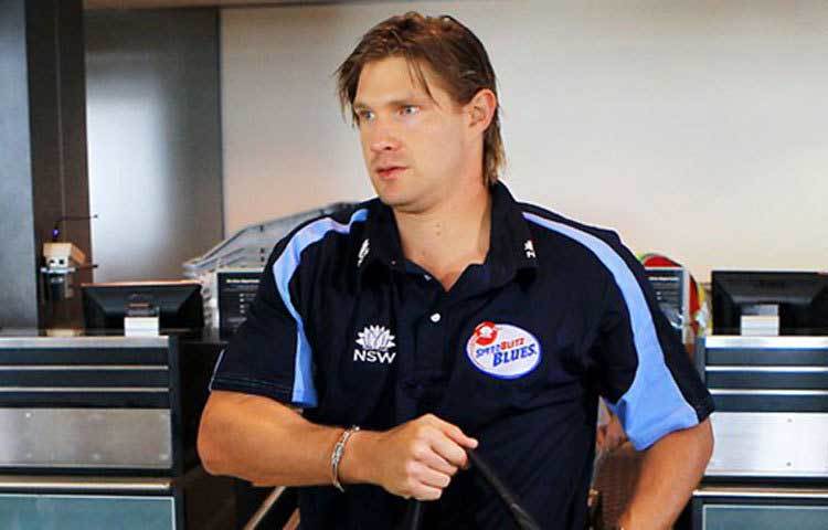 শেন ওয়াটসন সুন্দর চেহারা ও আকর্ষণীয় দৈহিক গড়নের কারণে তার ভক্তদের মাঝে আরও বেশি জনপ্রিয়তা লাভ করেছেন।