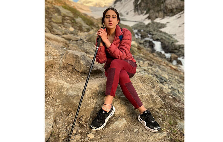 কাশ্মীরে ছুটি কাটিয়েছেন সারা। প্রকৃতির মাঝে তিনি হারিয়ে গিয়েছিলেন। ছবি: সংগৃহীত