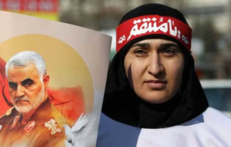 ইরানি এই জেনারেলকে হত্যার ঘটনাকে কেন্দ্র করে ইরানে প্রতিশোধের আগুন জ্বলছে।