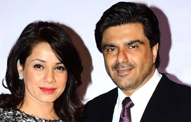 সেই সময় এক সৌন্দর্য প্রতিযোগিতায় বিজয়ী এবং নামকরা বিনোদন চ্যানেলের ভিডিয়ো জকি নাফিসা জোসেফের সঙ্গে সম্পর্কে ছিলেন সমীর। কিন্তু এই সম্পর্কের আয়ুও বেশি দিন ছিল না। নাফিসা নিজের ফ্ল্যাটে গলায় দড়ি দিয়ে আত্মহত্যা করেন। ছবি: সংগৃহীত