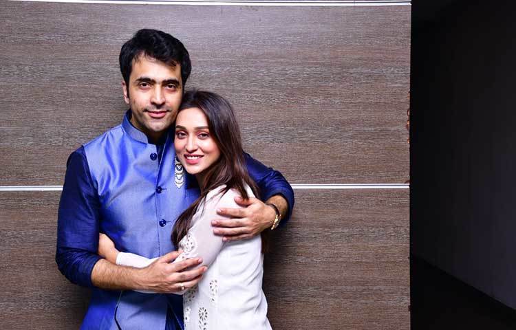 আবীর, মিমি।