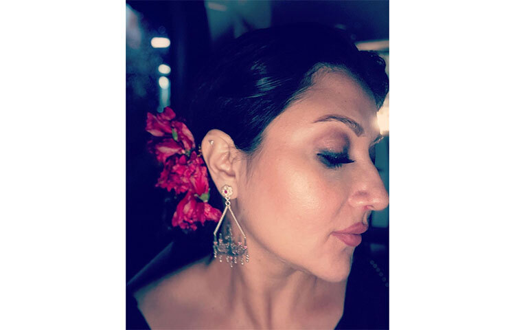 অনেকেই বলেন, বুদ্ধিমত্তা ও সৌন্দর্যের প্রতীক টালিউডের জনপ্রিয় নায়িকা স্বস্তিকা মুখার্জি। ছবি: সংগৃহীত