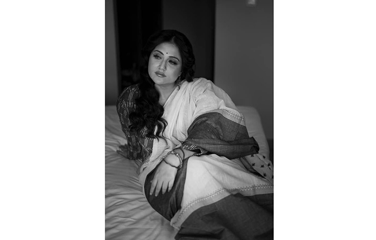 সাদা-কালো যুগের স্বস্তিকা! ছবি: ফেসবুক