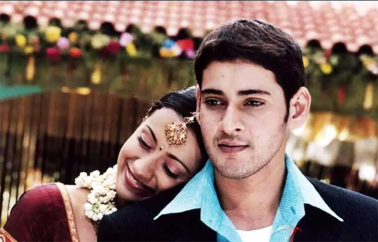 ২০০৫ সালে ‘আতাডু’র মাধ্যমে আন্তর্জাতিক পরিচিতি পান মহেশ। তেলুগু ছবির দুনিয়ায় ‘আতাডু’ও আরও একটি বিপুল মুনাফা করা চলচ্চিত্র। পোলিশ ভাষায় ডাবিং করে ছবিটি পোল্যান্ডে মুক্তি পেয়েছিল। ‘পোসজুকিয়ানি’ নামে। পোল্যান্ডে মুক্তি পাওয়া এটাই প্রথম তেলুগুভাষী কোনো ছবি। ছবিটি সে সময় ব্যাপক সাড়া ফেলে। ছবি: সংগৃহীত