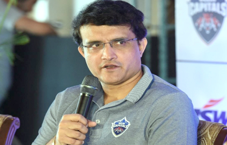 তবে বিরিয়ানি এবং খাসির মাংসের প্রতি সৌরভের বরাবরের দুর্বলতা ছিল। তার ভক্তরাও সেকথা জানেন। কিন্তু হৃদরোগে আক্রান্ত হওয়ার পর চিকিৎসকরা জানিয়েছেন, পুরোপুরি বন্ধ না করলেও বিরিয়ানি এবং রেড মিট খাওয়া কিছুটা কমাতে হবে। খাসির মাংস খেলে কচি পাঁঠা খাওয়ার পরামর্শ দিয়েছেন চিকিৎসকরা।