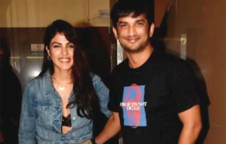 ভিভিড্রেজ রিয়ালিটিক্স কোম্পানির পার্টনার ছিলেন সুশান্ত, রিয়া ও রিয়ার ভাই সৌমিক চক্রবর্তী। যদিও কোম্পানিটি শুরুর সময় সমস্ত বিনিয়োগ সুশান্ত একাই করেছিলেন বলে জানা যায়।