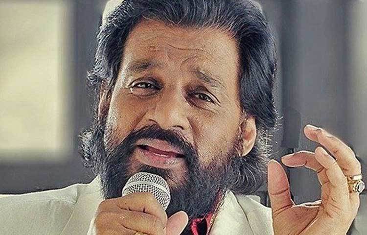 তবে শুধু গান রেকর্ডের সংখ্যা দিয়ে তার প্রতিভার বিচার করা যাবে না। তিনি বিভিন্ন ভাষাতেও সাবলীল ভাবে গেয়েছেন। যেমন মালয়ালাম, তামিল, তেলুগু, হিন্দি, কন্নড়, বাংলা, ওড়িয়া এমনকি বাদ যায়নি আরবি, লাতিন, রাশিয়ান এবং ইংরাজি ভাষাও।