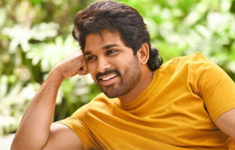 অল্লু অর্জুনের ‘পুষ্পা’ বক্স অফিসে সুপারহিট। অল্লু তার স্নাতক পর্যায়ের পড়াশোনা শেষ করেছেন অভিনয়ে আসার পরই। হায়দরাবাদের এমএসআর কলেজ থেকে বিজনেস অ্যাডমিনিস্ট্রেশনে স্নাতক সম্পন্ন করেন তিনি। ছবি: সংগৃহীত