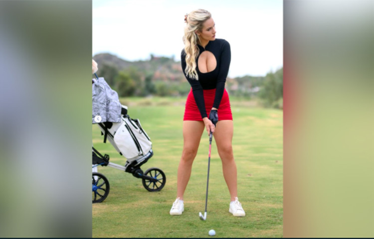 শেষে তার সংযোজন, ‘আমি তো আর টাকা রোজগারের জন্য এরকম পোশাক পরছি, তা নয়। আবারও বলছি, আমার এরকম পোশাক পরতে ভালো লাগে। স্বচ্ছন্দ বোধ করি। তাই পরি।’ ছবি: সংগৃহীত