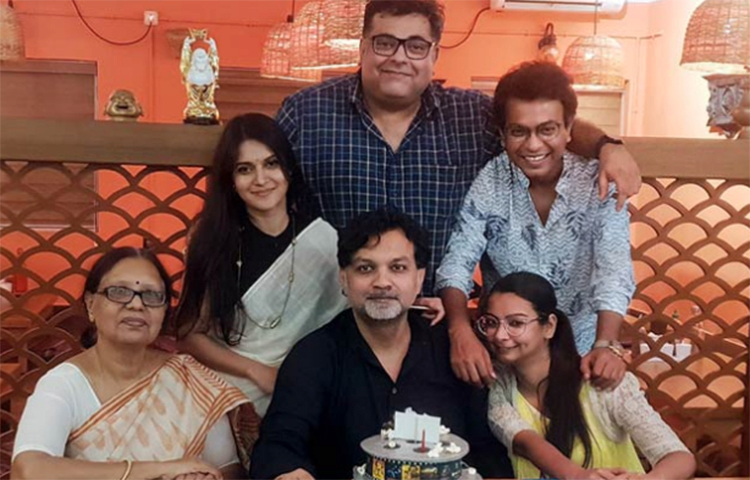 সৃজিতের পারিবারিক অনুষ্ঠানে মিথিলা।