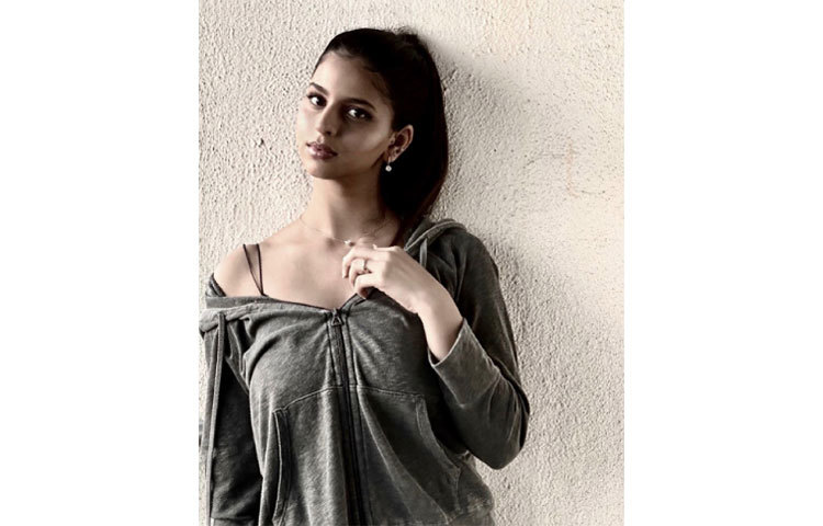 ফটোশুটে সুহানা।