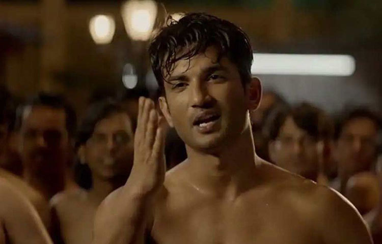 স্বজনপোষণের রাজনীতির অঙ্ক, যে ‘ছিছোড়ে’ বক্সঅফিসে সুপারহিট হওয়ার পরেও নাকি সুযোগ হাতছাড়া হয়েছে সুশান্তের।