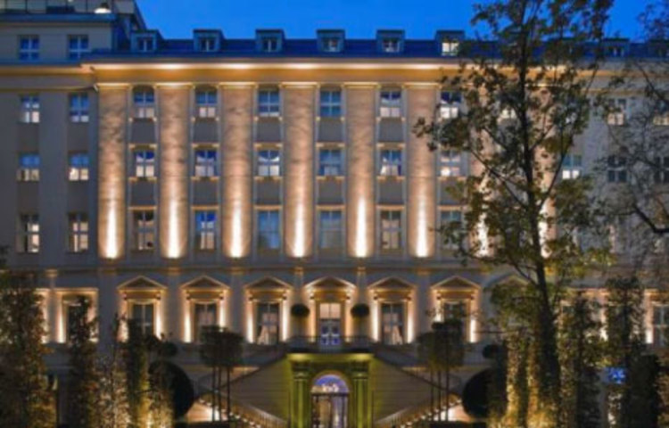 রিয়া চক্রবর্তীর দাবি মতো ইতালির ফ্লোরেন্সের ‘পালাৎজো ম্যাগানানি ফেরোনি’ হোটেলে ছিলেন তিনি আর সুশান্ত।