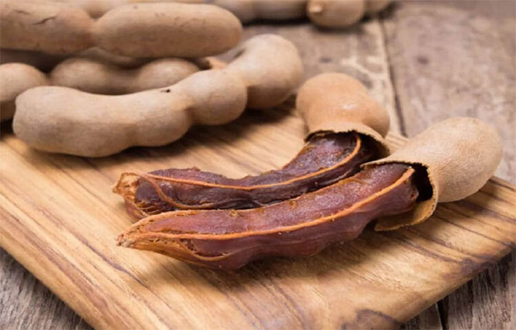 তেঁতুলে আছে প্রচুর ভিটামিন সি এবং অন্যান্য অ্যান্টিঅক্সিড্যান্ট। এদের প্রভাবে রোগ প্রতিরোধ ক্ষমতা বৃদ্ধি পায়। মাইক্রোবিয়াল ও ফাঙ্গাল ইনফেকশনের আশঙ্কা কমে। এর অ্যান্টিসেপ্টিক বৈশিষ্ট্য যে কোনো সংক্রমণ নিরাময় করে। ছবি: সংগৃহীত