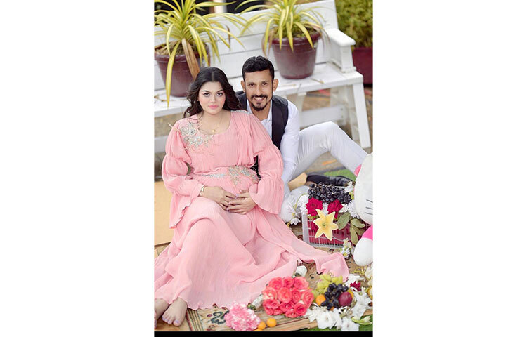 তামিমা মা হতে চলেছেন এ খবর শোনার পর থেকেই ভীষণ আনন্দিত নাসির। ছবি: ফেসবুক