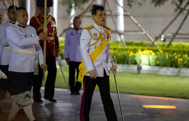 সত্তরের দশকের মাঝামাঝি যুবরাজ বাজিরালংকর্ণ লিভ ইন শুরু করেন অভিনেত্রী যুবধিদা পলপ্রাসার্থের সঙ্গে। জন্ম হয় তাদের পাঁচ সন্তানের। চার ছেলে এবং এক মেয়ের।