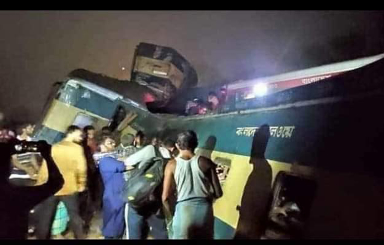 দুর্ঘটনার পর ফায়ার সার্ভিস, পুলিশ ও রেলওয়ে কর্তৃপক্ষ স্থানীয়দের সহায়তায় উদ্ধার কাজে অংশ নেয়। আহতদের উদ্ধার করে জেলা সদর হাসপাতাল ও কসবা উপজেলা স্বাস্থ্য কমপ্লেক্সেসহ বিভিন্ন হাসপাতালে ভর্তি করা হয়েছে।