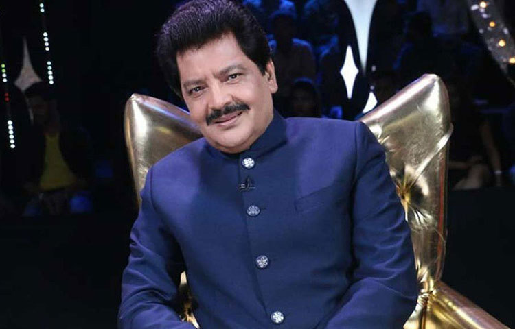 সেই ষড়যন্ত্রও ভেস্তে যায়। পুলিশের হাতে ধরা পড়ে দুই দুষ্কৃতী। এই অভিজ্ঞতাও জানিয়েছেন উদিত। বলেছেন, এ ভাবেই কার্যত শিয়রে শমন নিয়ে ইন্ডাস্ট্রিতে রয়েছেন তিনি। দাবি বলিউডের তারকা-শিল্পী উদিত নারায়ণের।