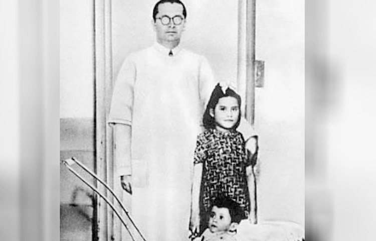 এই ঘটনায় তার বাবাকে গ্রেফতার করেছিল পুলিশ। কিন্তু তার বিরুদ্ধে কোনো প্রমাণ না মেলায় ছেড়েও দেয়া হয়। সে সময় লিনাও এতটাই ছোট ছিল যে তদন্তে কোনোভাবেই পুলিশকে সাহায্য করতে পারেনি। আজও বিষয়টি রহস্যই থেকে গিয়েছে। ছবি: সংগৃহীত