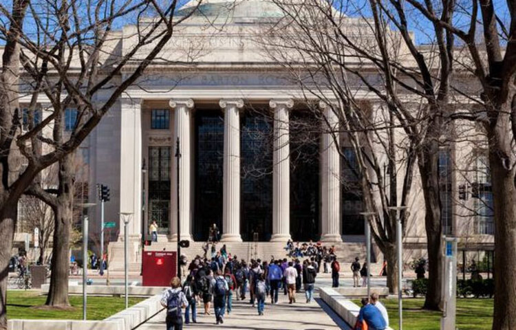 ম্যাসাচুসেটস ইনস্টিটিউট অফ টেকনোলজি: প্রকৌশল বিশ্ববিদ্যালয়গুলোর মধ্যে এমআইটি বেশ বিখ্যাত। এবারের সূচিতে এর অবস্থান পাঁচ নম্বরে।