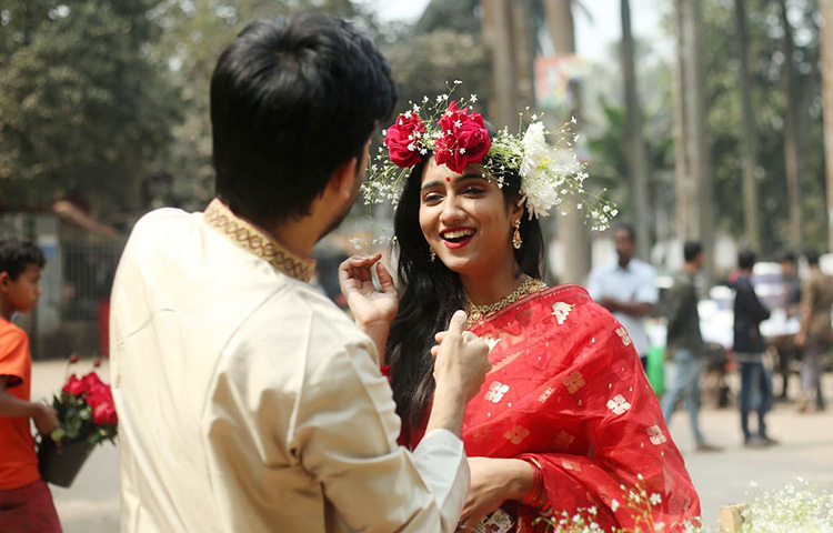 বসন্তের দিনে ভালোবাসার উচ্ছ্বাস।