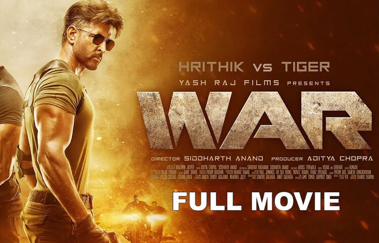 ‘ওয়ার’-এ বাণীর সহঅভিনেতা ছিলেন হৃতিক রোশন এবং টাইগার শ্রফ। সিদ্ধার্থ আনন্দ পরিচালিত যশরাজ ফিল্মস-এর এই ছবি ছিল সুপারহিট। মুক্তির প্রথম দিনেই উপার্জনের দিক থেকে এই ছবিটি বলিউডের পুরনো বহু রেকর্ড ভেঙে দেয়। বাণীর ক্যারিয়ারে এটাই সবথেকে উল্লেখযোগ্য ছবি। ছবি: সংগৃহীত