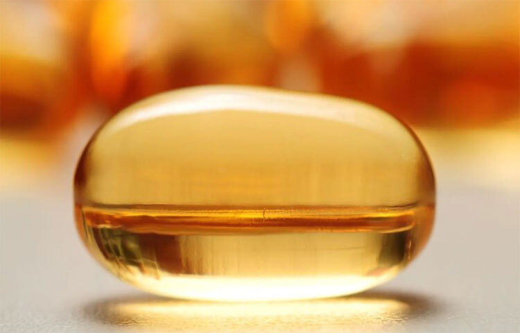 ভিটামিন সি-এর অভাবেও মাড়ি থেকে রক্তপাত হয়। মুখের স্বাস্থ্যের জন্য ভিটামিন সি প্রয়োজনীয়। এটি দাঁত মজবুত করে এবং মাড়ি সুস্থ রাখে। ছবি: সংগৃহীত