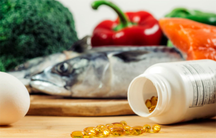 ভিটামিন ডি এর অভাবে চুল পড়তে শুরু করে অনেকের ক্ষেত্রে। ছবি: সংগৃহীত