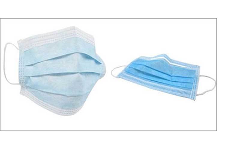 মাস্ক স্পর্শ করবেন না: আপনি যদি মুখ এবং নাক ঢাকতে মাস্ক পরে থাকেন তবে খালি হাতে এটি স্পর্শ করবেন না। মাস্কটি ব্যবহারের পরে এটি নিরাপদে সরিয়ে ফেলুন বা একবার ব্যবহারের পর তা বাতিল করুন। সঙ্গে সঙ্গে হাত ধুয়ে ফেলুন।