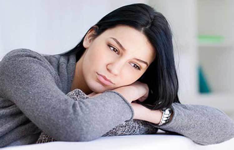 অবসাদ দূর করে: পেছনে হাঁটলে সারাদিনের কর্মক্লান্তি কিংবা অবসাদ দূর হয়। তাই সময় বের করে দিনে একবার আধাঘণ্টা পেছনে হাঁটুন।